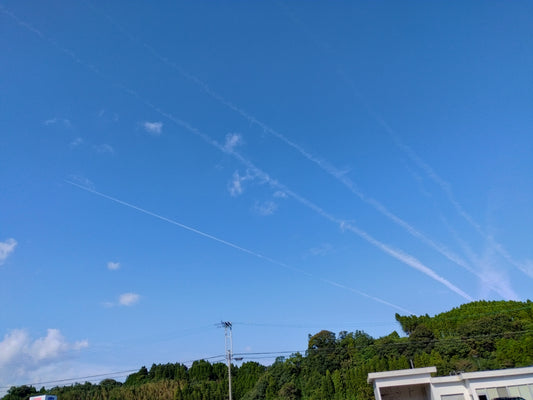 高い空 ✈️